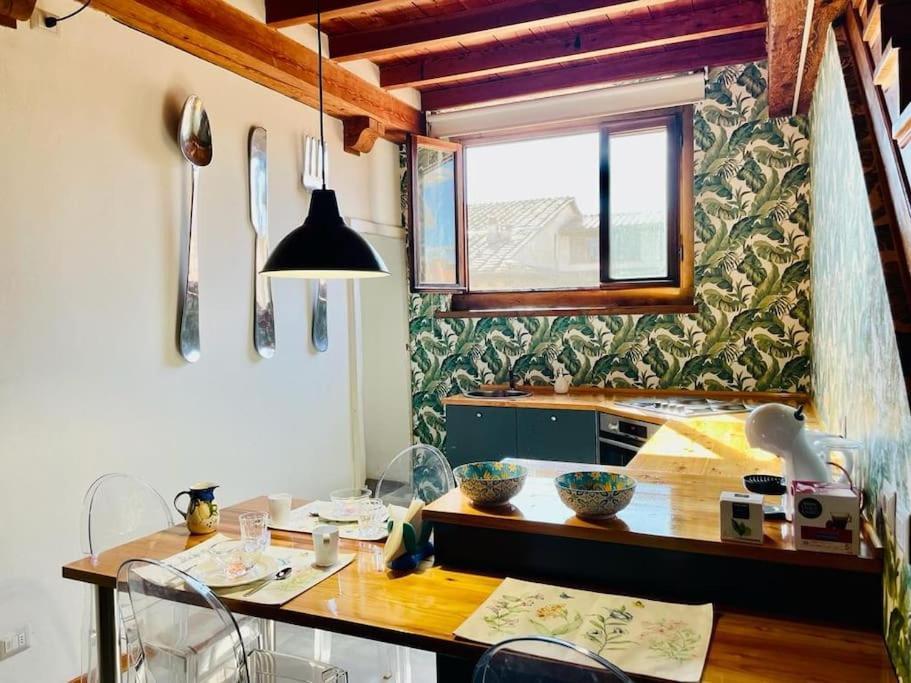 Апартаменты Loft Moderno Ubicato Nel Centro Storico Di Лукка Экстерьер фото